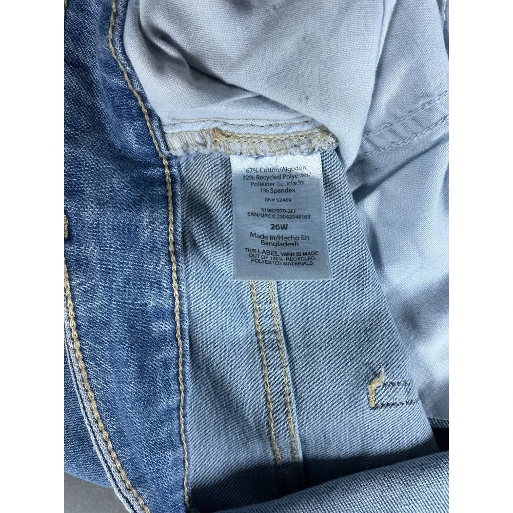 Terra & Sky Womens 26W High Rise Straight Leg Jeans Light Wash Plus Size NWT